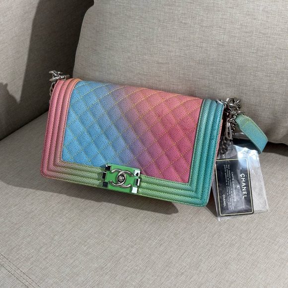 SOLD - CHANEL Multicolor Rainbow Ombré Caviar Medium Boy Flap Bag SHW - Picture 1 of 17